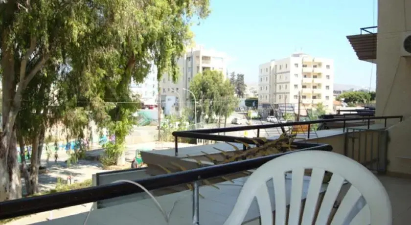 River Beach Apartment No. 202, Block B