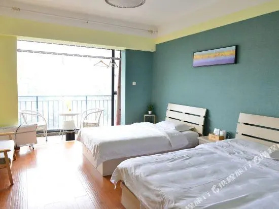 Standard Double Family room (twin beds)