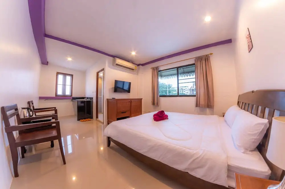 Номер Superior в Enrico Hostel Patong