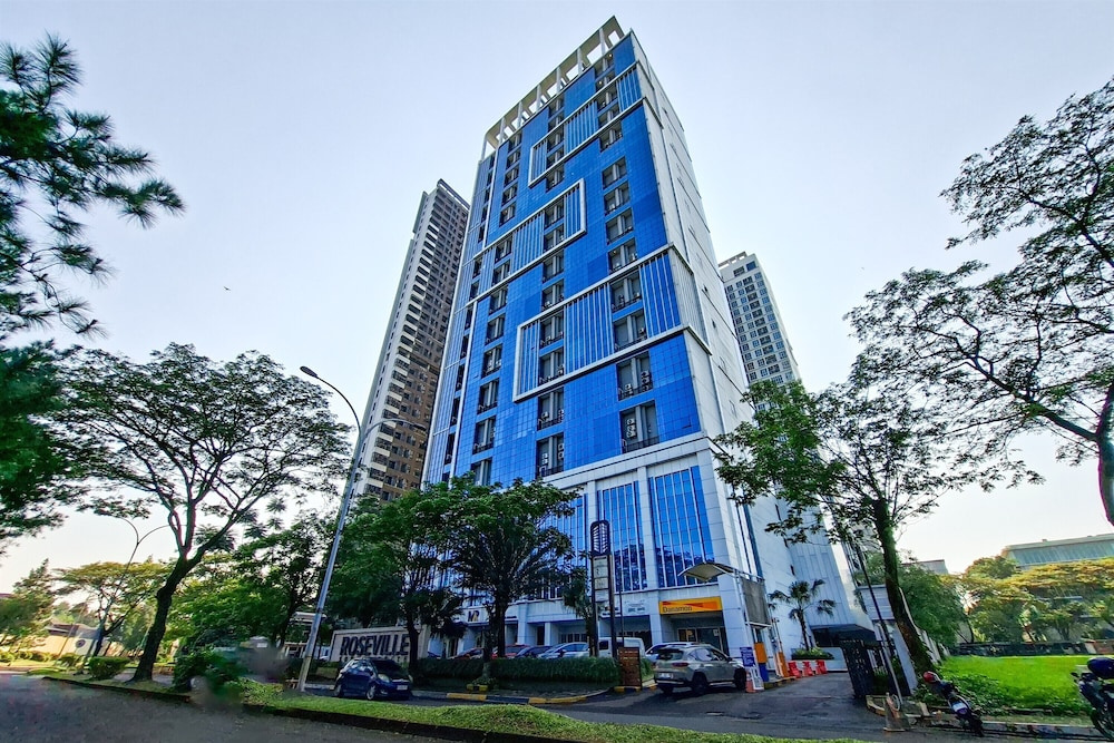 Delightful And Lovely Studio Room At Apartemen Roseville (Soho & Suite)