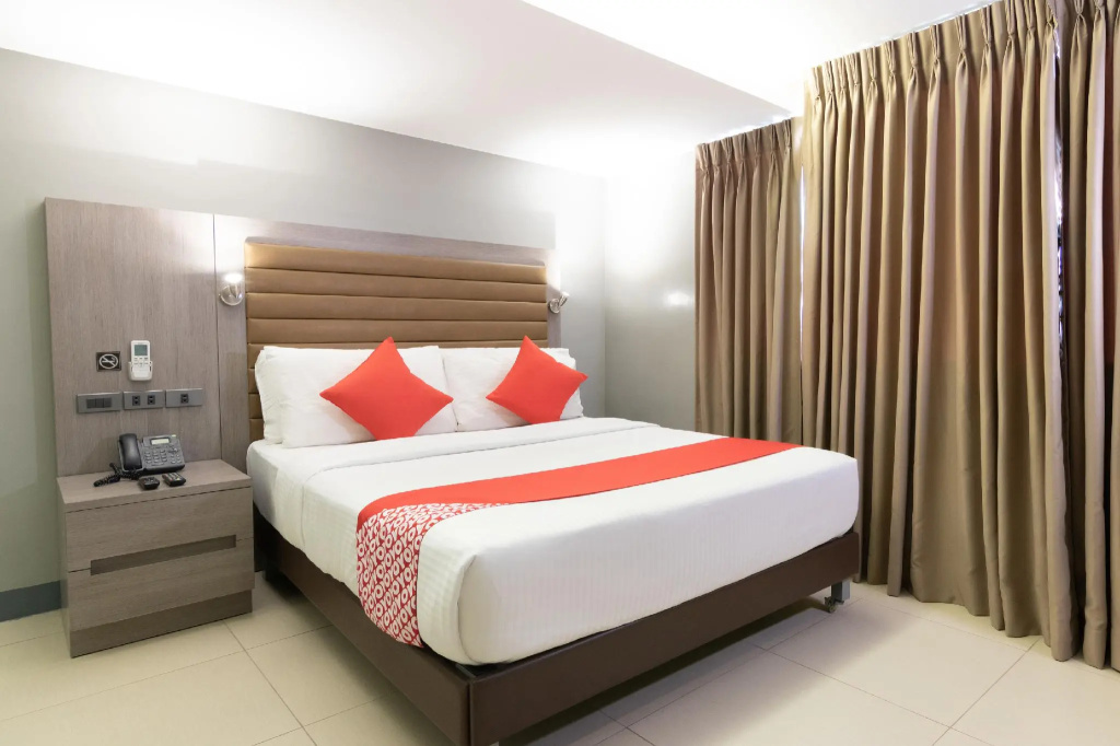 Standard Double room (full double bed)