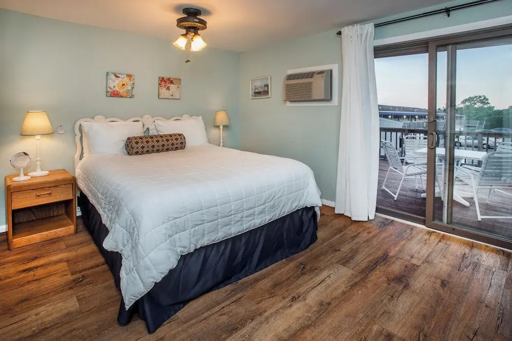 2 Bedrooms Suite