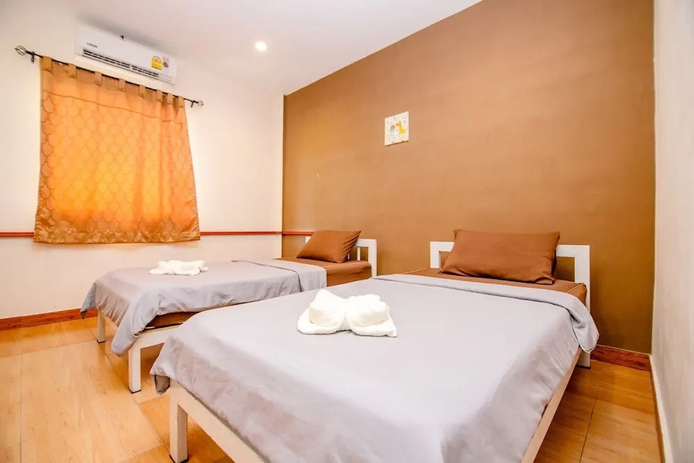 Standard Double room with garden view (twin beds)