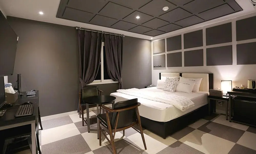 Premium room