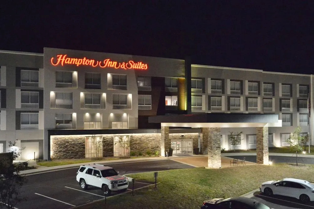 Hampton Inn & Suites By Hilton Charlotte North I 485