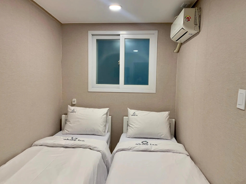 Standard Double room (twin beds)