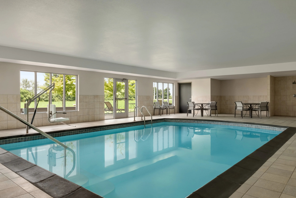 Holiday Inn Express Hotel & Suites NORTH FREMONT by IHG - Général