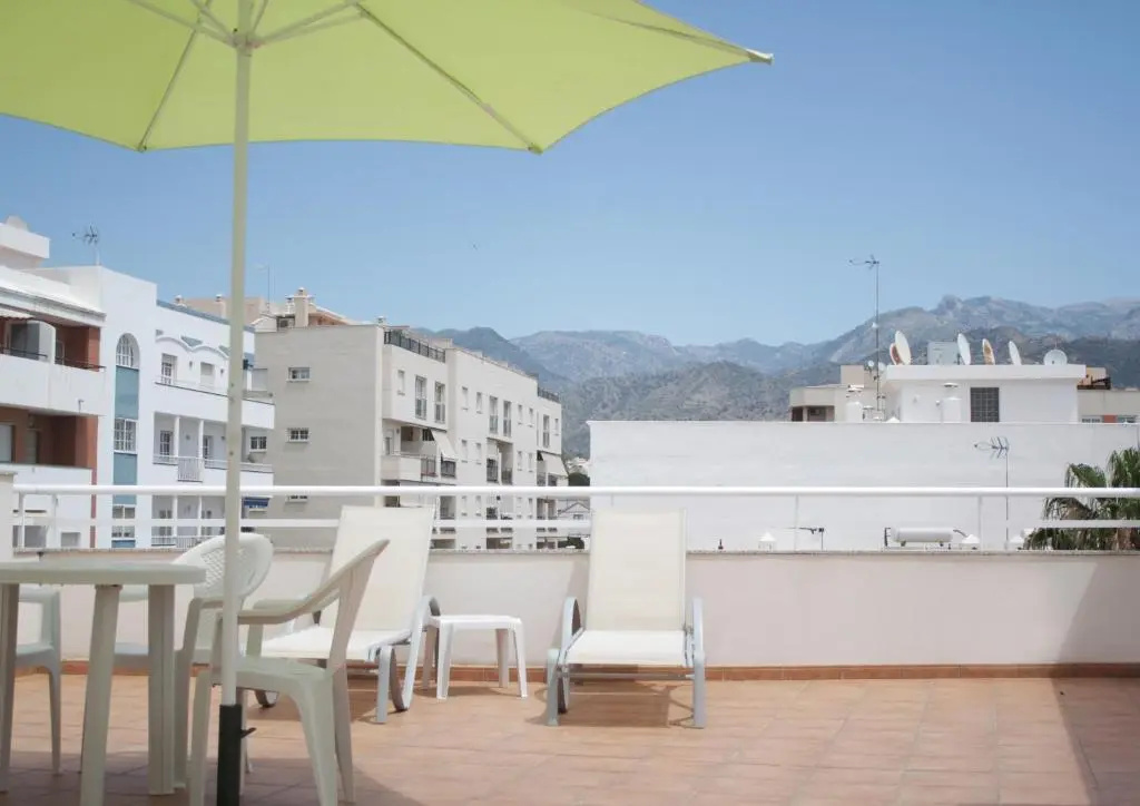 2 Bedrooms Penthouse Apartment