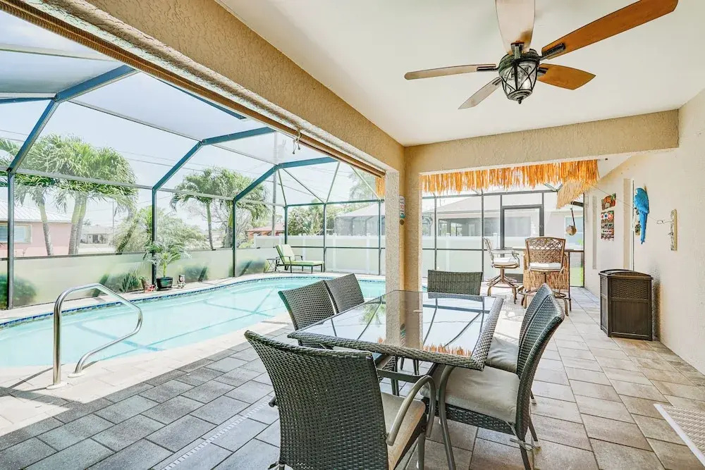 Cape Coral Home w/ Screened Porch: 4 Mi to Beach!