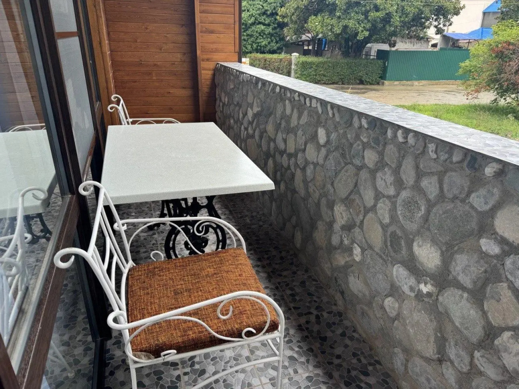 Balcony & Terrace