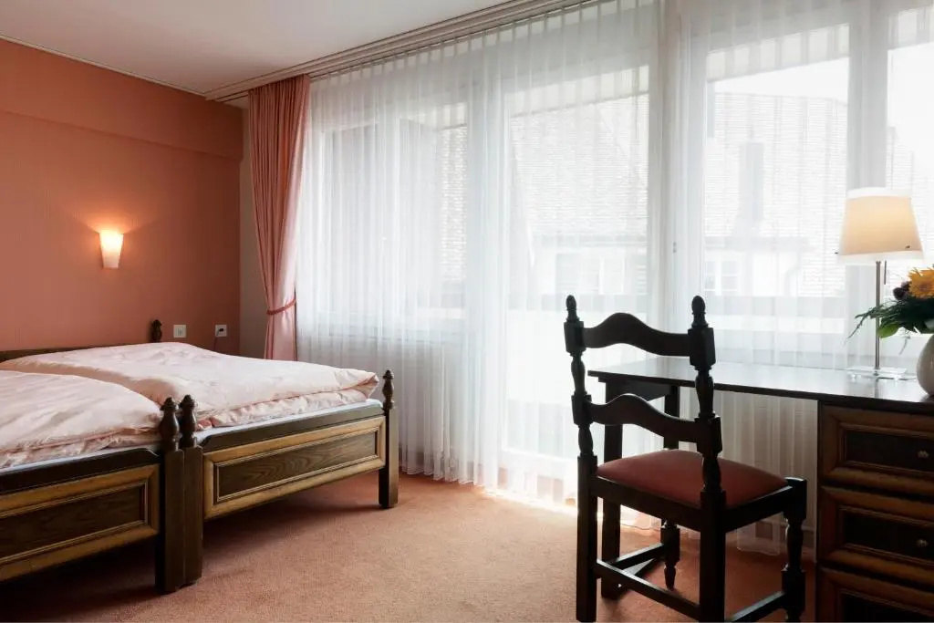Hotel Restaurant Linde - Chambres