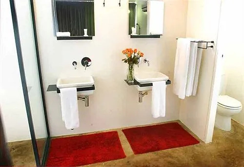 Hotel 64 on Gordon - фото 9