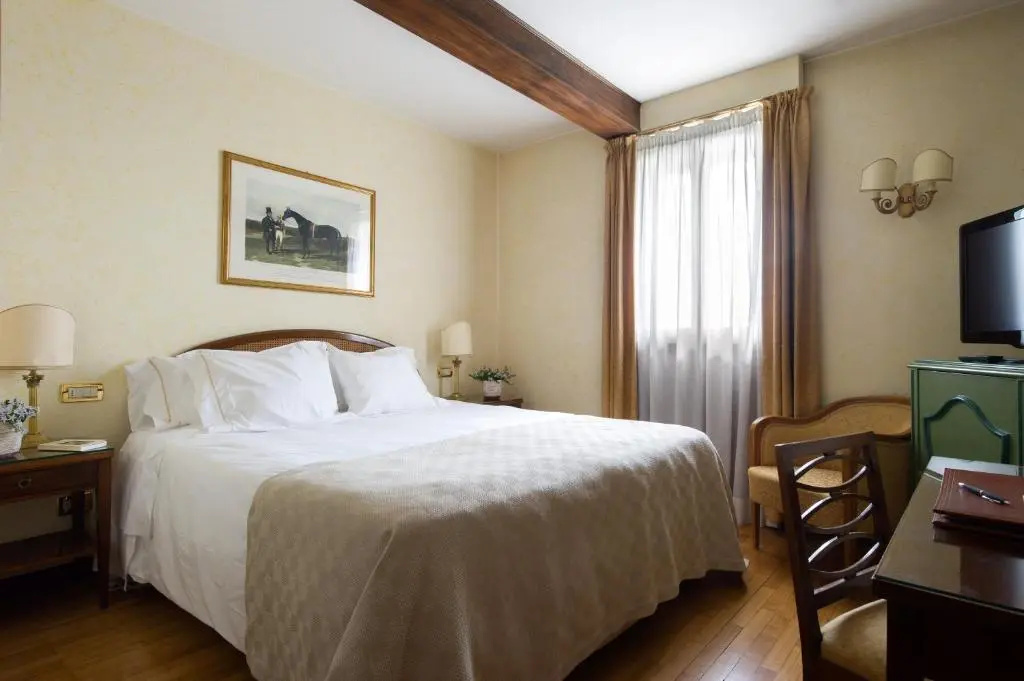Hotel Villa Cipriani - Chambres