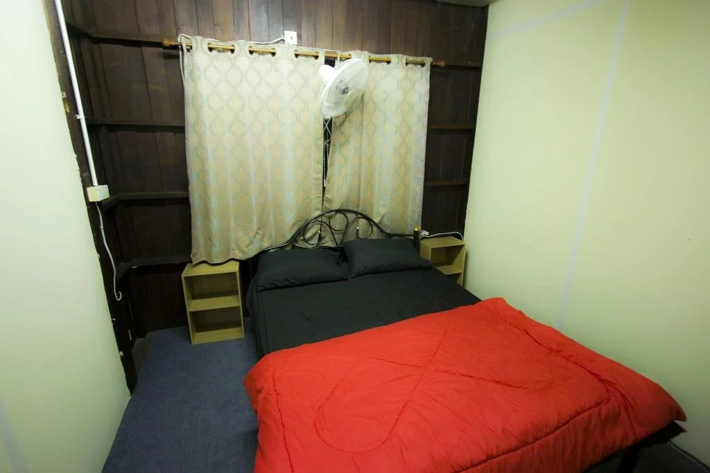 gallery_image_hidden_4