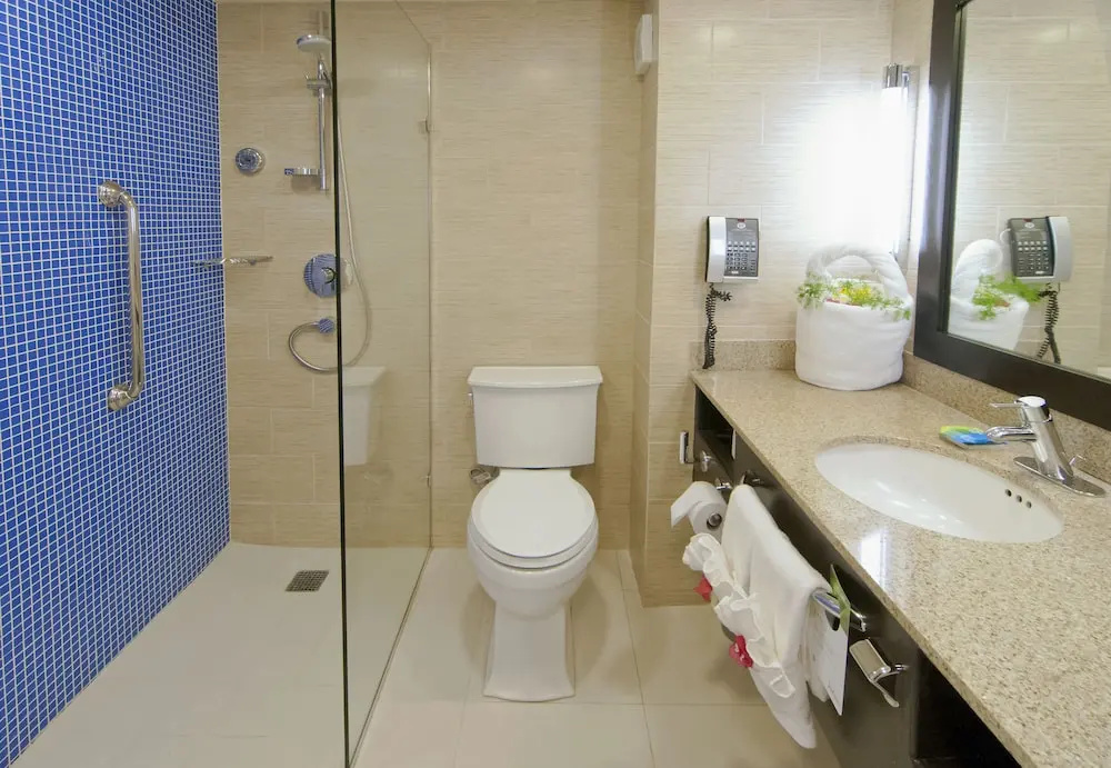 Standard Double room with garden view (full double bed)
