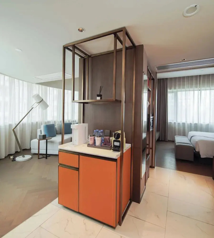 Business Suite