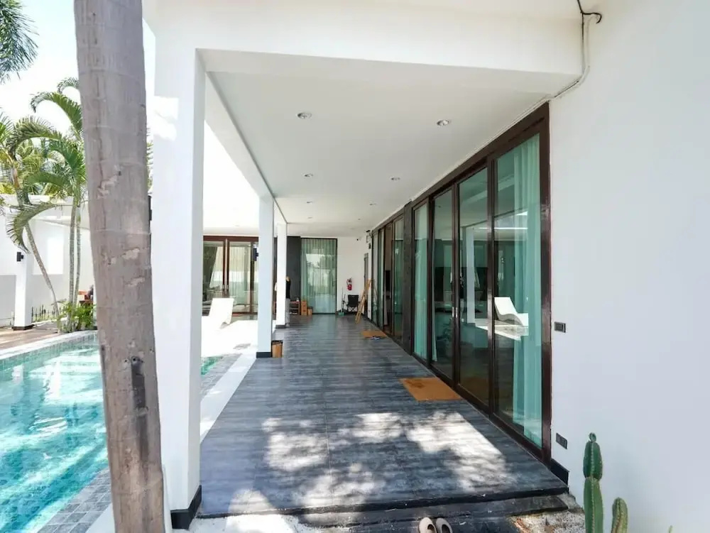 RoomQuest HideAway Hua Hin