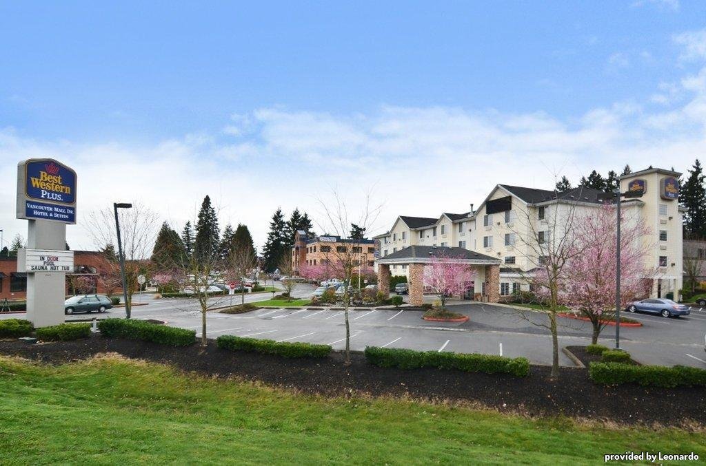 Best Western Plus Vancouver Mall Dr. Hotel & Suites image