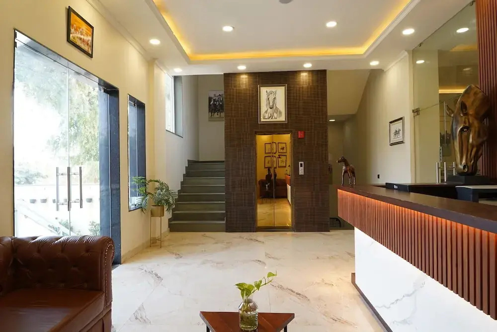 Tushar Group of Hotels - Polo Inn Sez - фото 10