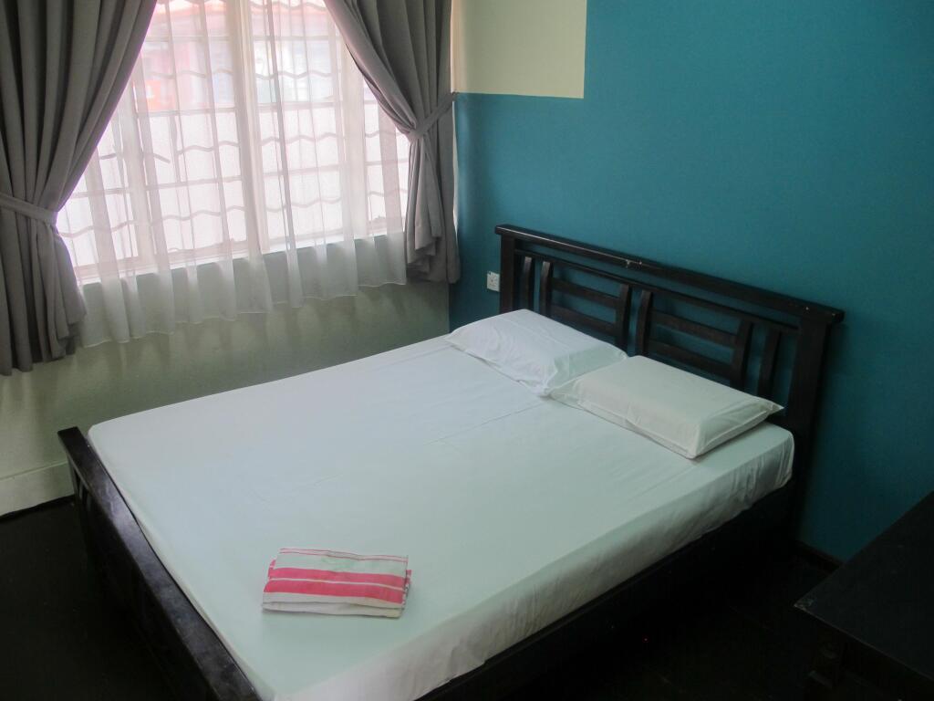 Borneo Backpackers