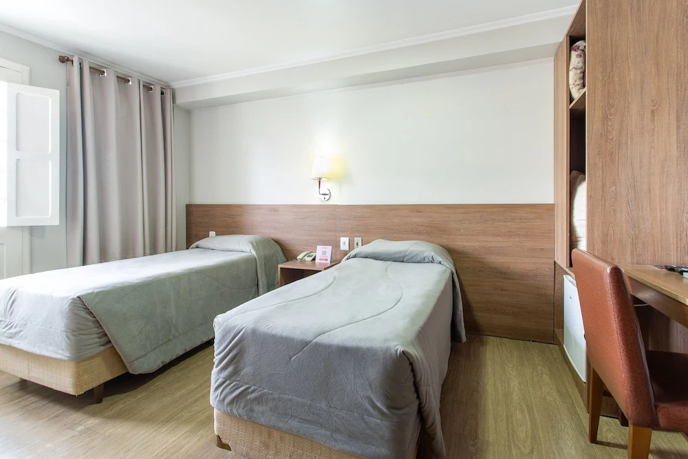 Hotel Dom Rafael Executivo - Chambres