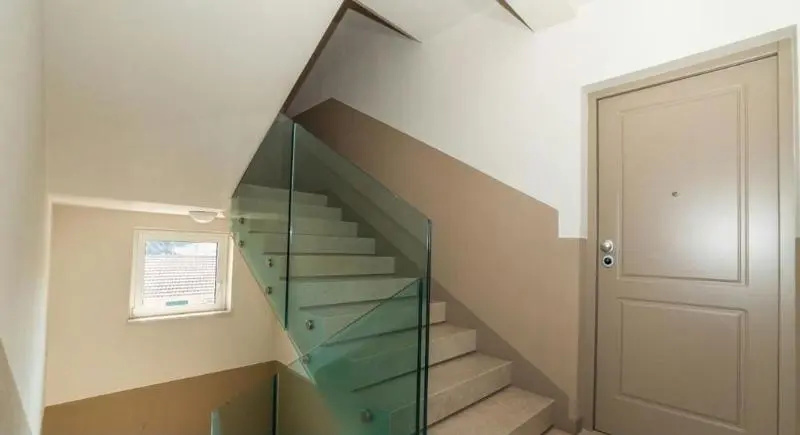Run of House