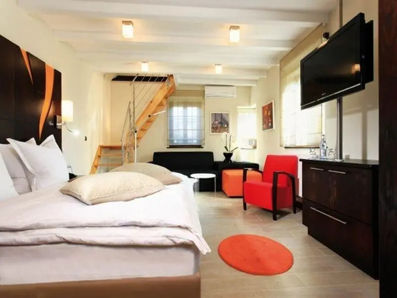 Standard Double room (full double bed)