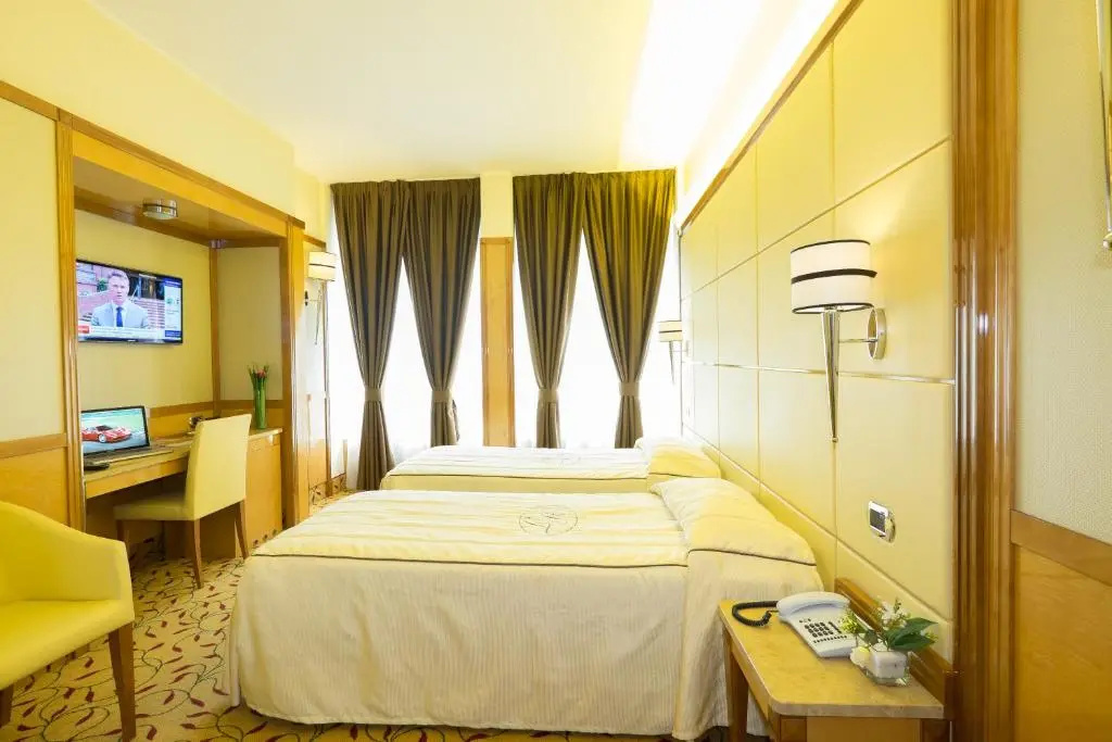 Deluxe Double room (twin beds)