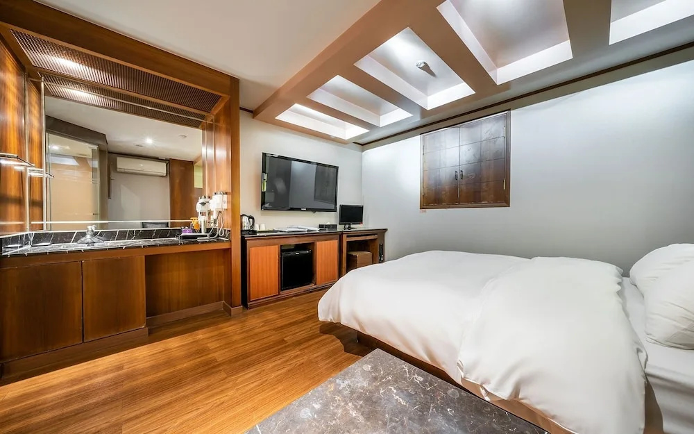 Hotel photo 26
