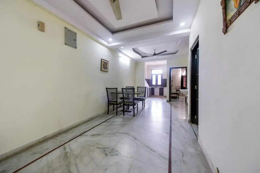 Oyo Flagship 74226 Shri Sai Shyam