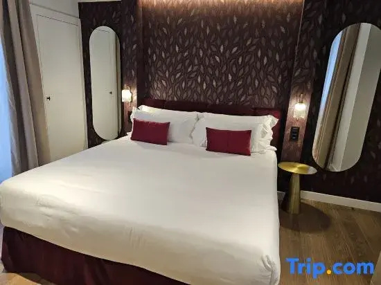 Premium room