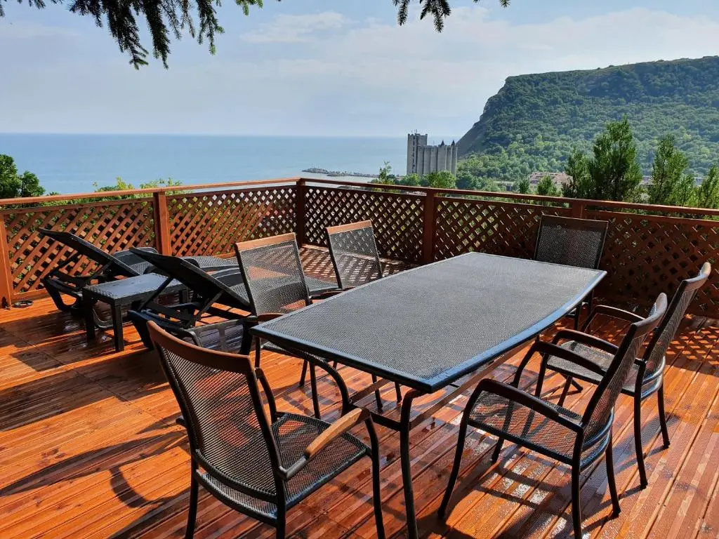 Villa Dechkoni