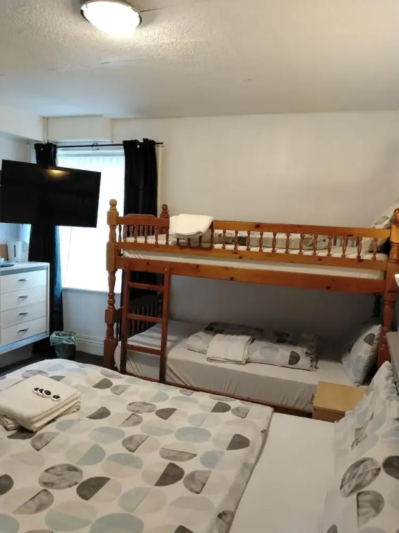 Deluxe Quadruple room