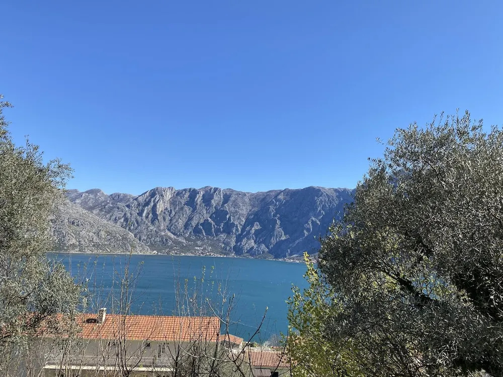 Two Bedroom Apartment With Amazing Views