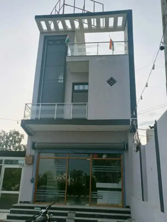 Spot On 93289 Hotel Akshat