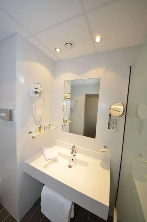 Ibis Styles Charleroi Airport Aero44 - Chambres