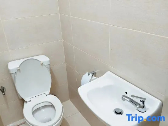 Entire Duplex Unit Pacific Tower PJ JayaOne by Comfy Asia