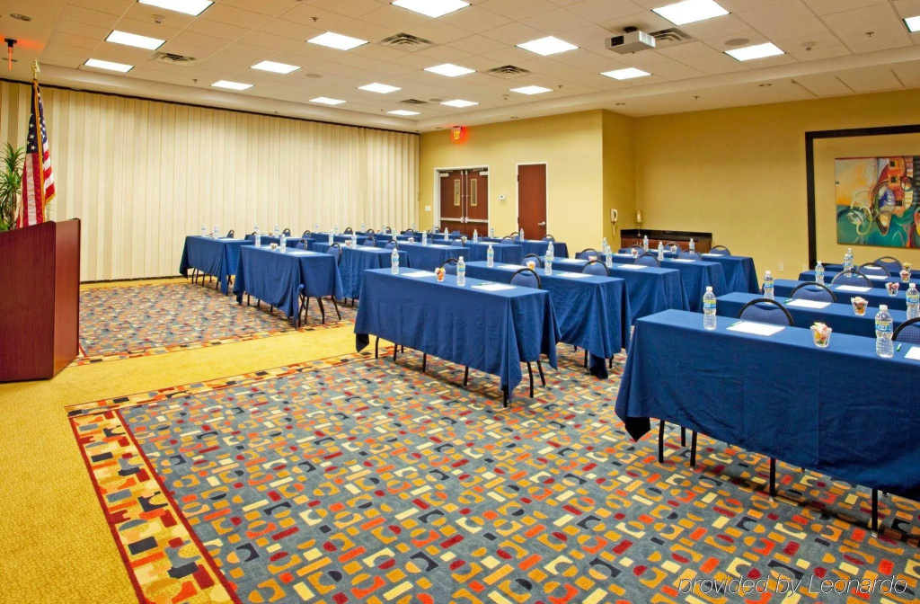 Holiday Inn Hotel & Suites Stockbridge / Atlanta I-75 by IHG - Général