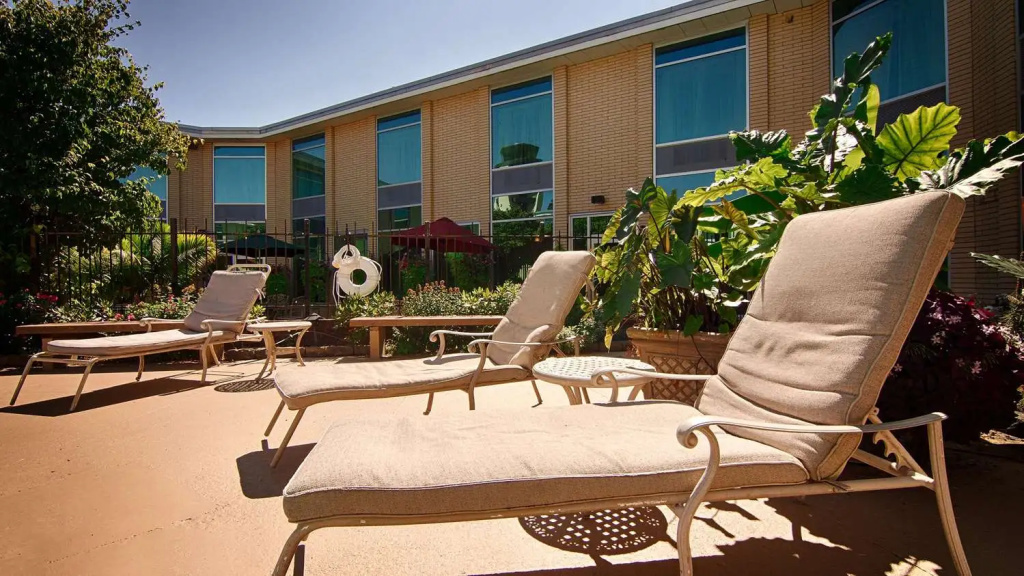 SureStay Plus Hotel by Best Western Syracuse Airport