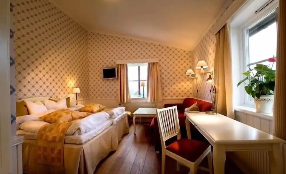 Gammelgården Hotell - Chambres