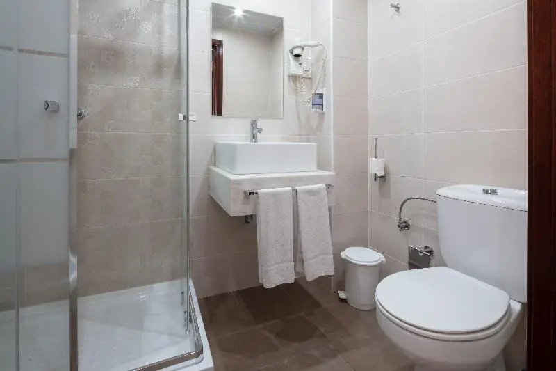 Standard Double room with balcony (full double bed)
