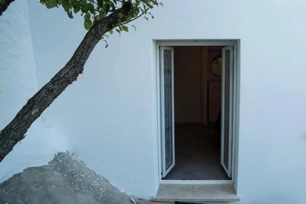 N228 - Numana, quadrilocale ristrutturato con giardino