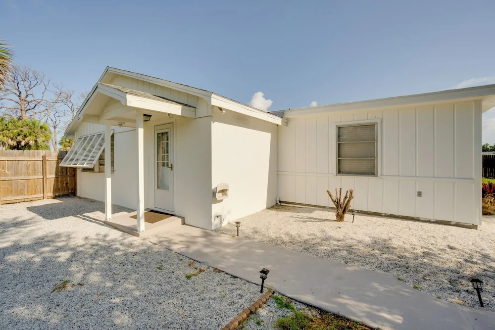 2 Mi to Manasota Key Beaches: Coastal Getaway