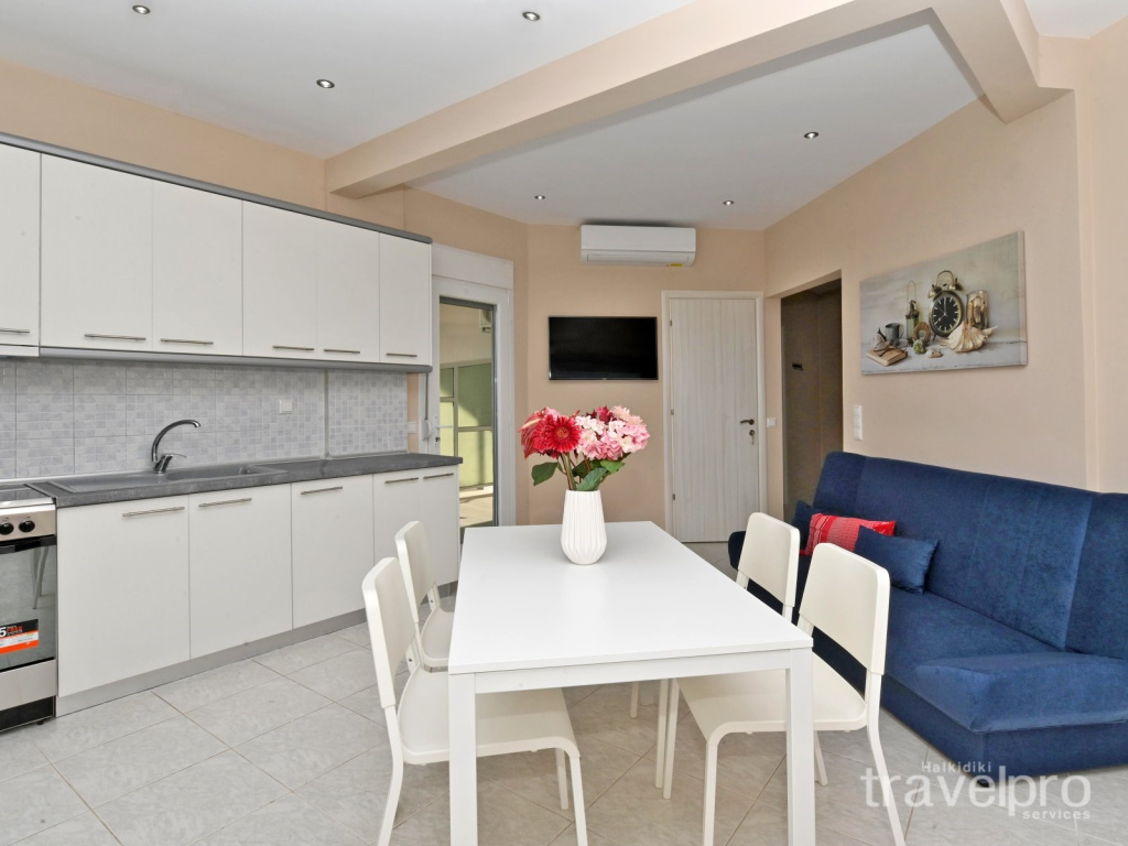 Sabbia Seafront Apartment 2 by TravelPro Serv... - фото 8