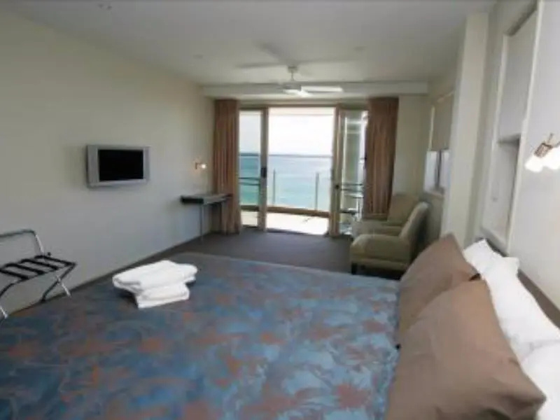 2 Bedrooms Apartment with sea view