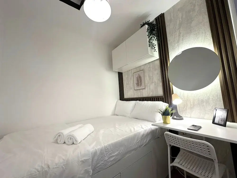 Urban Oasis Partition Room in Al Barsha1