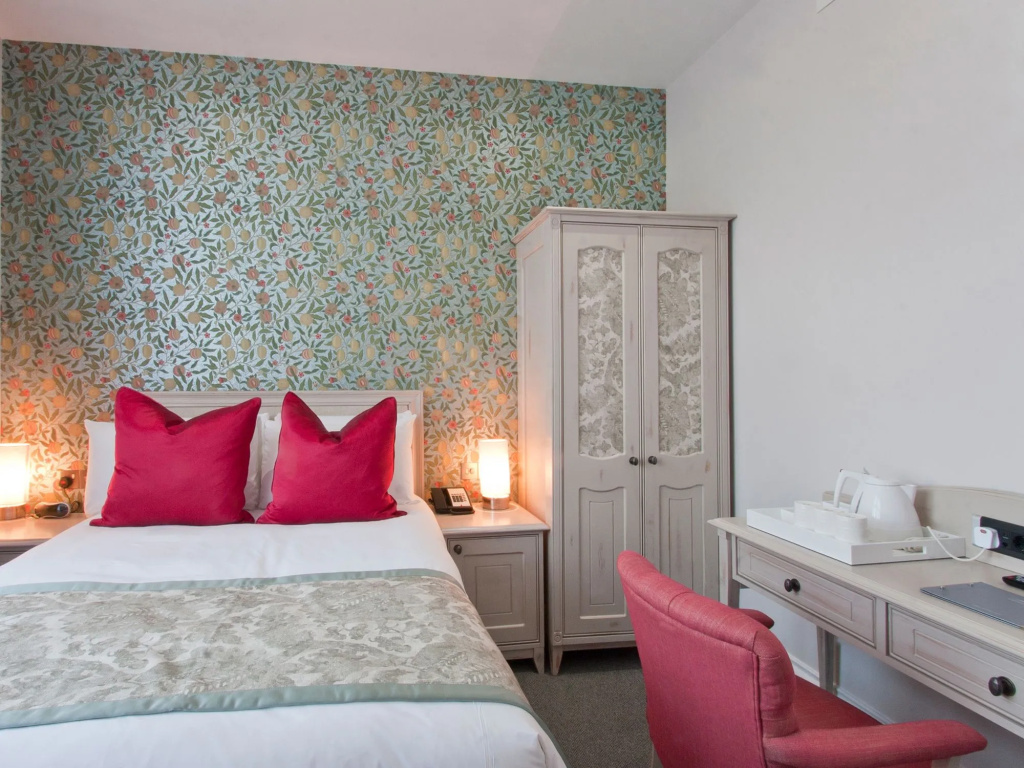 W12 Rooms - 3