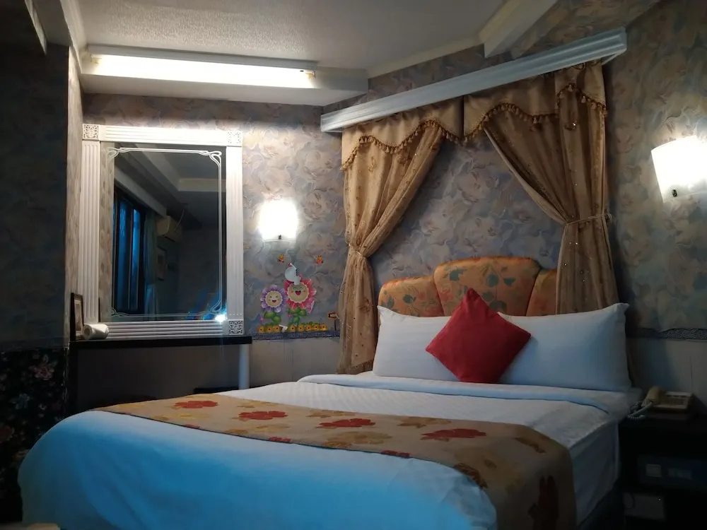 Economy room