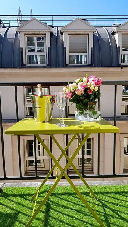 Lyric Hotel Paris 64