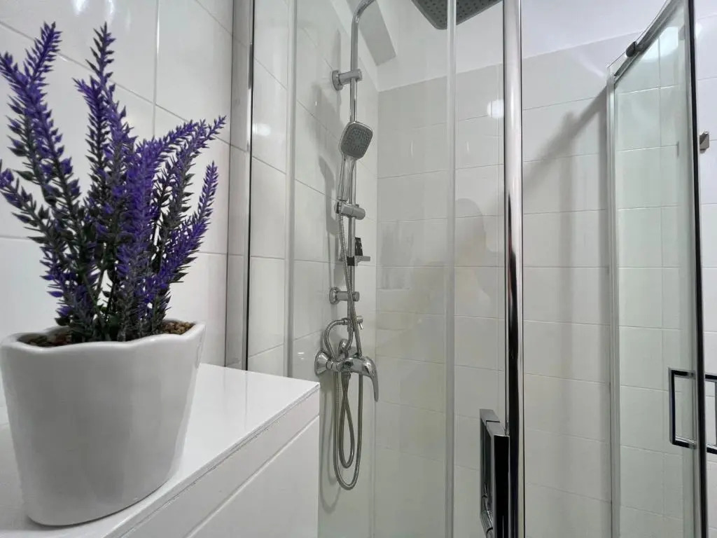 Perfect Host Palas 2 Rooms - фото 8